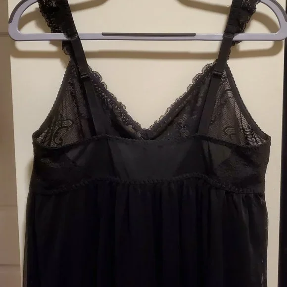 NWOT Torrid black lace babydoll - 2X - Picture 3 of 4